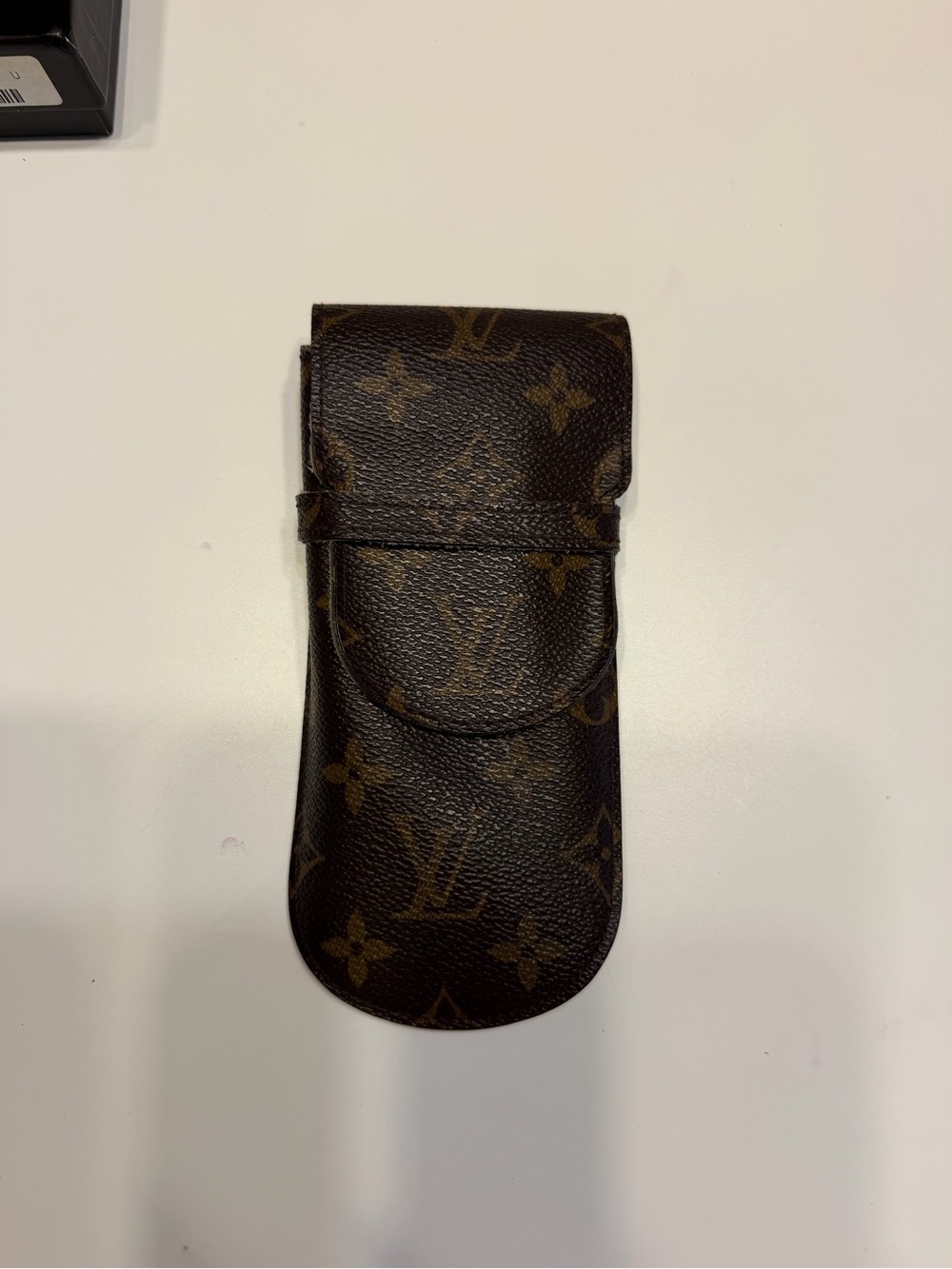 Louis Vuitton Monogram Canvas Sunglasses Pouch - Brown & Gold Print